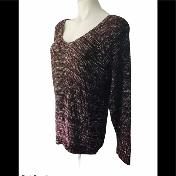 Susina V-neck back strap marled knit sweater. - Picture 3 of 11